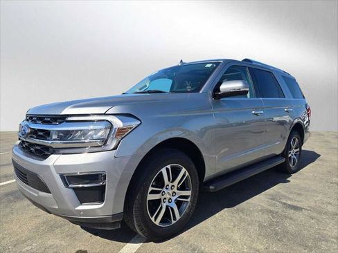 Used 2024 Ford Expedition Limited RWD image 7