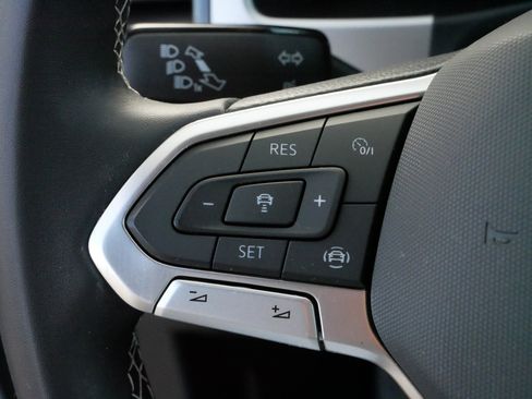 Certified 2023 Volkswagen Atlas SE image 25