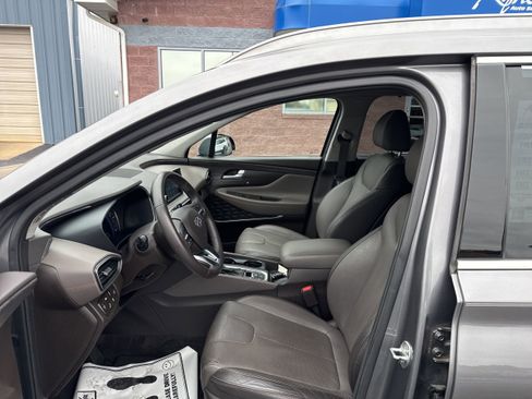 Used 2020 Hyundai Santa Fe SEL w/ Convenience + Premium Package image 11