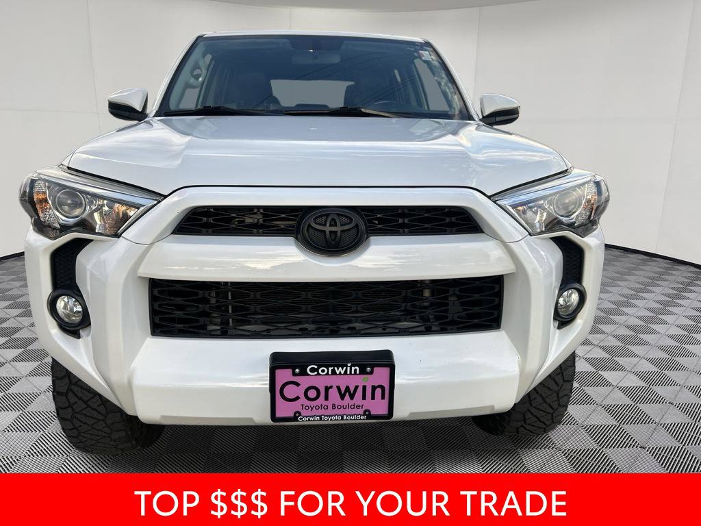Used 2016 Toyota 4Runner SR5 AWD/4WD image 2