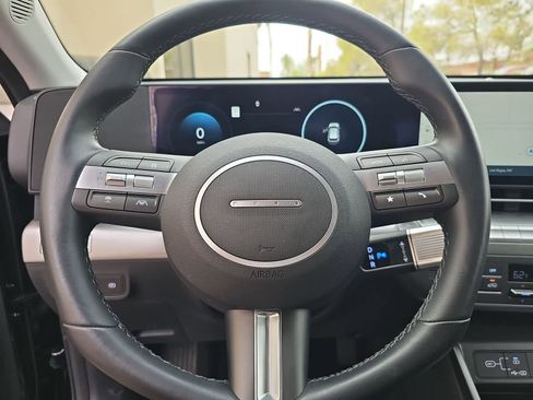 Certified 2025 Hyundai Kona SEL FWD image 19