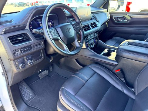Used 2024 Chevrolet Suburban RST image 11