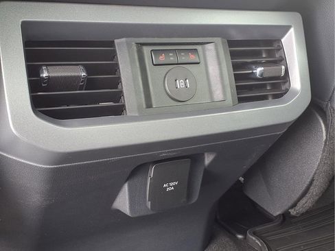 New 2026 Ford F350 Lariat w/ Black Appearance Package image 20