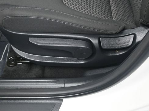 Certified 2023 Kia Sportage LX image 12