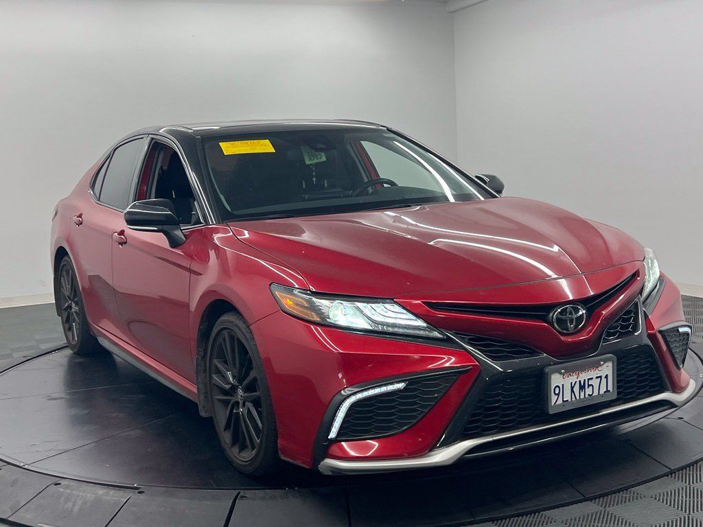 Used 2024 Toyota Camry XSE w/ Blackout Package (TMS) FWD image 3