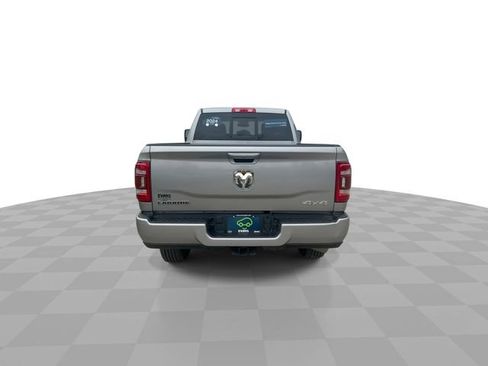 Used 2024 RAM 2500 Laramie AWD/4WD image 8