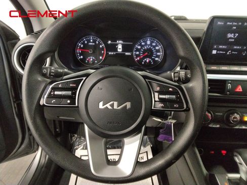 Used 2024 Kia Forte LXS image 12