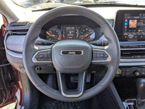 Certified 2022 Jeep Compass Latitude image 14