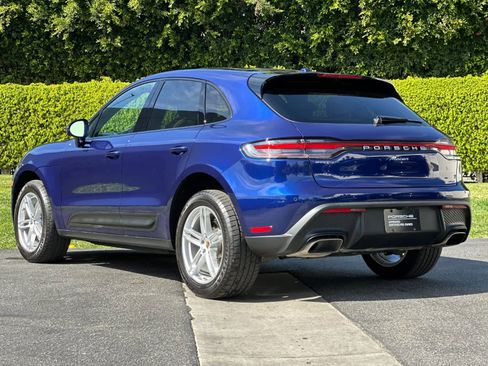 Used 2025 Porsche Macan image 3