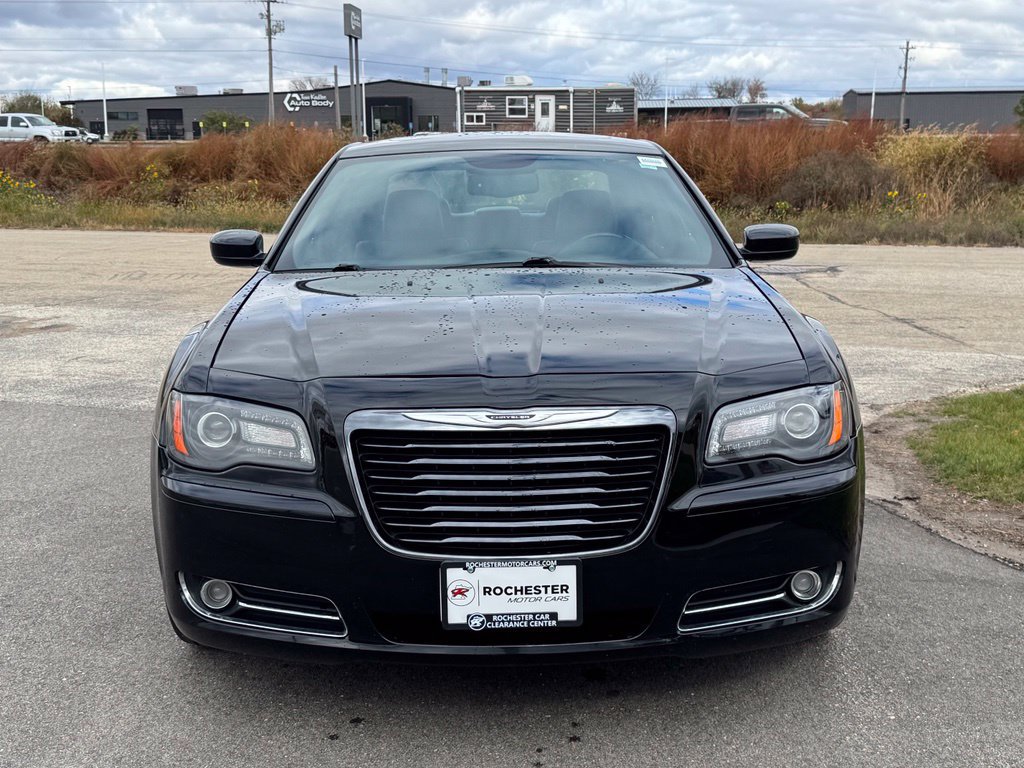 Used 2014 Chrysler 300 S RWD image 32