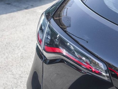 Used 2024 Honda HR-V LX image 8