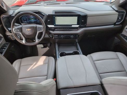 Used 2024 Chevrolet Silverado 2500 LTZ w/ LTZ Plus Package image 28