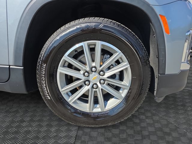 Used 2023 Chevrolet Traverse LT AWD/4WD image 39
