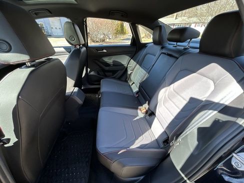 Used 2025 Volkswagen Jetta GLI Autobahn image 23