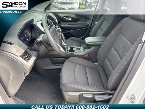 Used 2024 GMC Terrain SLE image 7