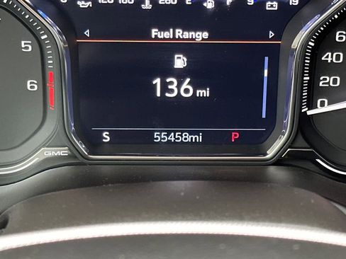 Used 2021 GMC Yukon Denali image 28