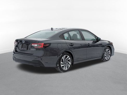 Used 2024 Subaru Legacy Limited image 3