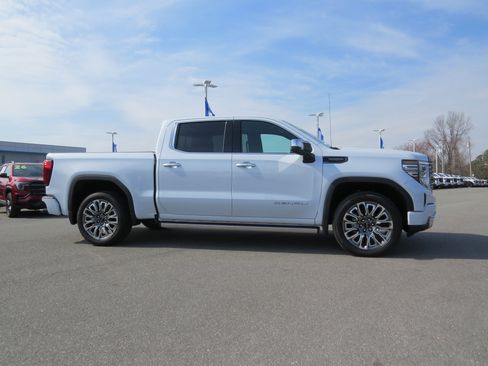New 2026 GMC Sierra 1500 Denali Ultimate image 64