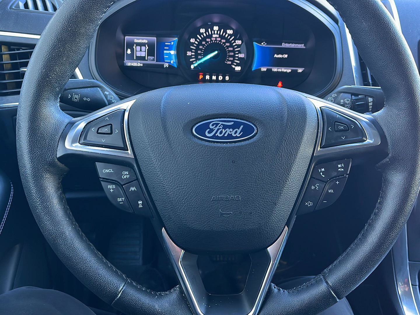 Used 2022 Ford Edge Titanium w/ Equipment Group 301A AWD/4WD image 9