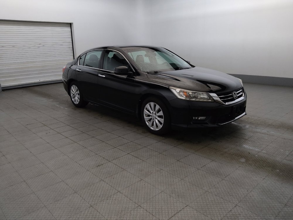 Used 2015 Honda Accord Touring image 11
