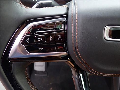 New 2026 Jeep Grand Cherokee Summit w/ Obsidian Package image 16