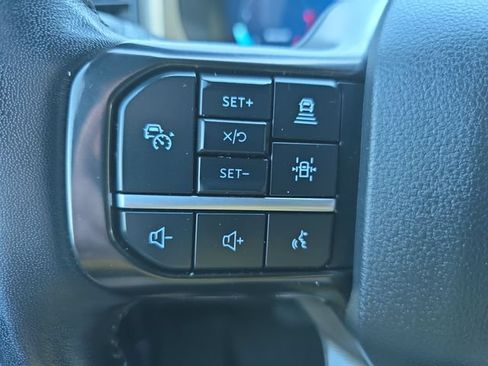 Certified 2026 Ford F450 Platinum w/ FX4 Off-Road Package AWD/4WD image 30