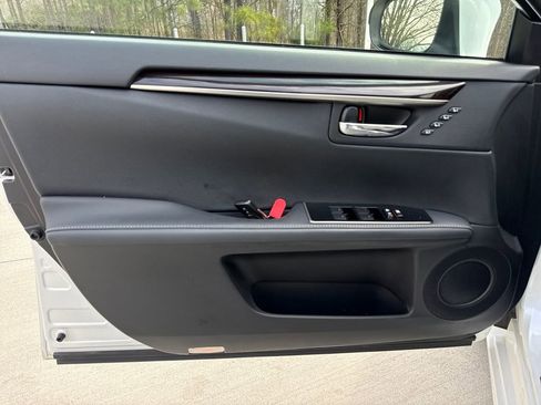 Used 2018 Lexus ES 350 w/ Luxury Package w/Wood Trim image 14