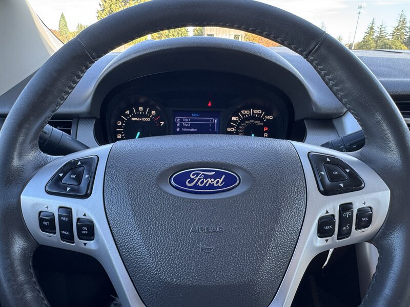 Used 2013 Ford Edge SEL AWD/4WD image 19