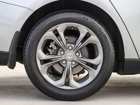 Used 2023 Honda Accord EX image 10