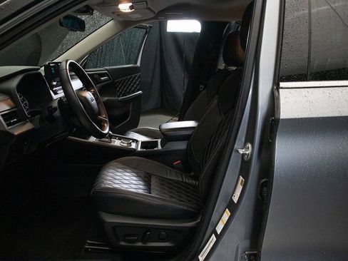 Used 2022 Mitsubishi Outlander SEL image 25