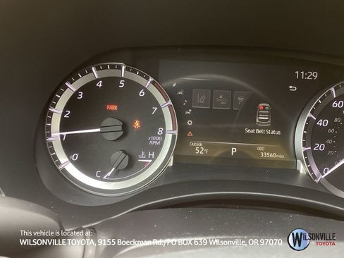 Used 2023 Toyota Highlander XLE image 10