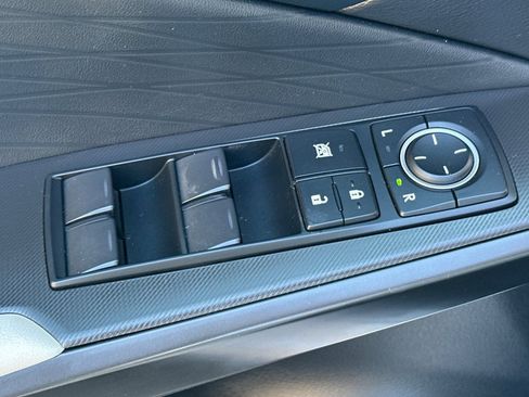 Used 2021 Lexus IS 350 F Sport image 12