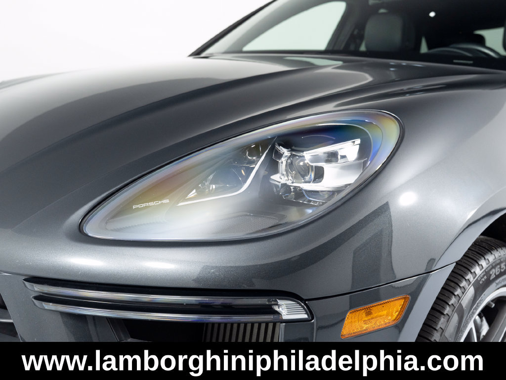Used 2021 Porsche Macan Turbo AWD/4WD image 45