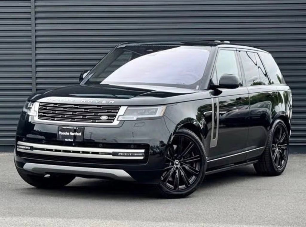Used 2023 Land Rover Range Rover SE AWD/4WD image 8