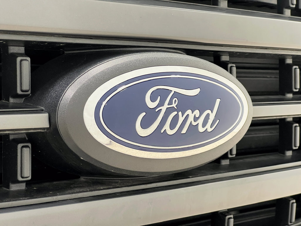 Used 2023 Ford F150 Lariat w/ Equipment Group 502A High AWD/4WD image 43
