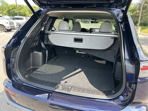 Used 2025 Mitsubishi Outlander SE FWD image 13