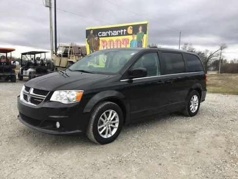 Used 2018 Dodge Grand Caravan SXT image 7