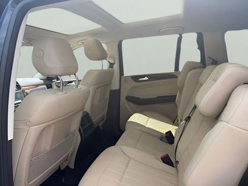 Used 2019 Mercedes-Benz GLS 450 4MATIC image 11