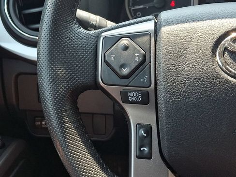 Certified 2023 Toyota Tacoma SR5 w/ Technology Package AWD/4WD image 20