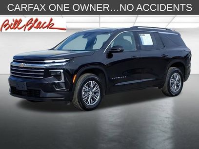 Certified 2025 Chevrolet Traverse LT