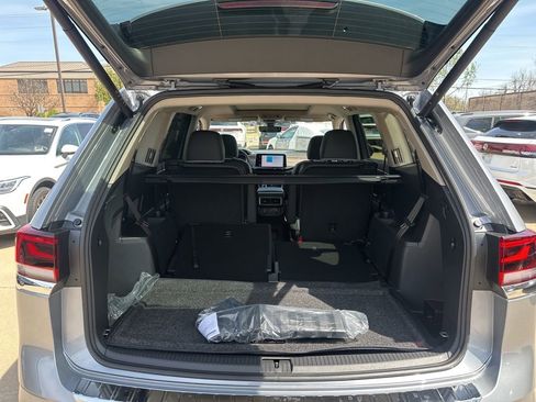 New 2026 Volkswagen Atlas SEL Premium R-Line AWD/4WD image 16