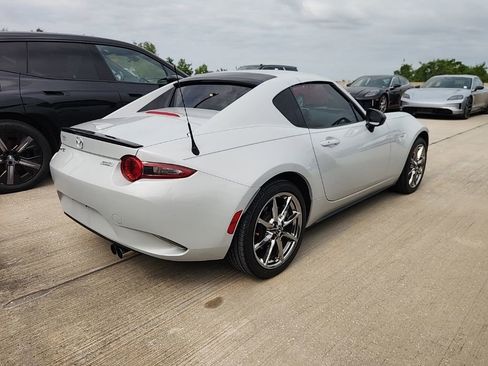 Used 2017 MAZDA MX-5 Miata RF Club RWD image 2