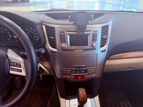 Used 2013 Subaru Outback 2.5i Limited w/ Moonroof Pkg image 23