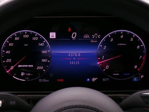 Used 2025 Mercedes-Benz G 63 AMG 4MATIC w/ Manufactur Interior Package image 39