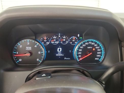 Used 2017 Chevrolet Tahoe LT w/ LT Signature Package image 10