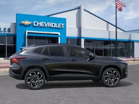 New 2026 Chevrolet Trax RS w/ Driver Confidence Package FWD image 5