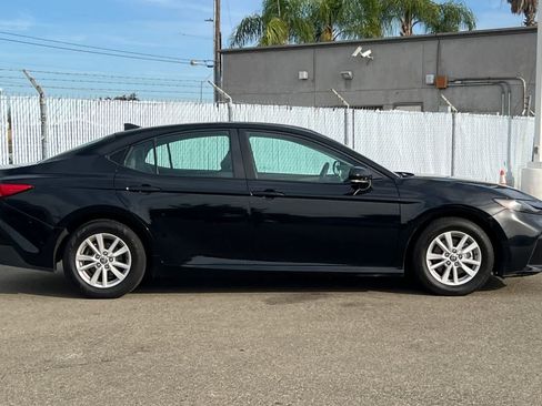Used 2025 Toyota Camry LE FWD image 6