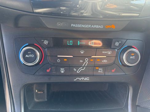 Used 2016 Ford Focus ST w/ Equipment Group 402A FWD image 20