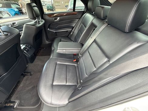 Used 2014 Mercedes-Benz E 350 4MATIC Sedan image 17