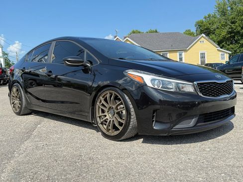Used 2018 Kia Forte LX w/ LX Rear Camera Package FWD image 8